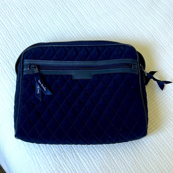 Vera Bradley Handbags - Vera Bradley Crossbody